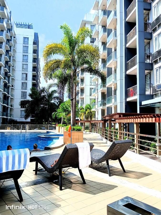 The Palm Tree Condotel Manila Airport ภายนอก รูปภาพ