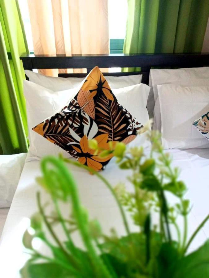 The Palm Tree Condotel Manila Airport ภายนอก รูปภาพ