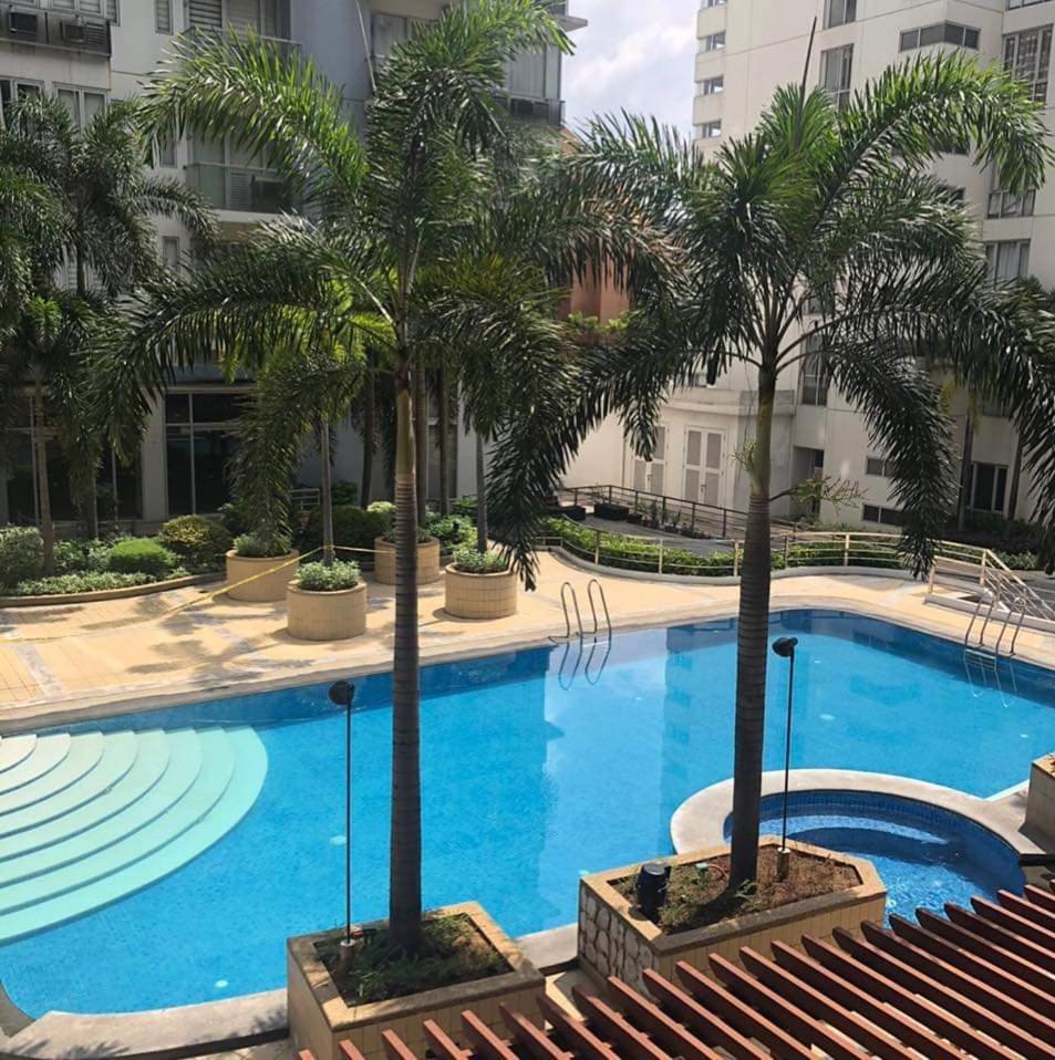 The Palm Tree Condotel Manila Airport ภายนอก รูปภาพ